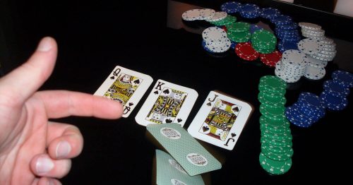 Hướng dẫn chơi Fold Poker hiệu quả từ các cao thủ