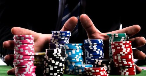 Bài Rác Trong Poker Là Gì? Cách Nhận Biết 99% Thắng